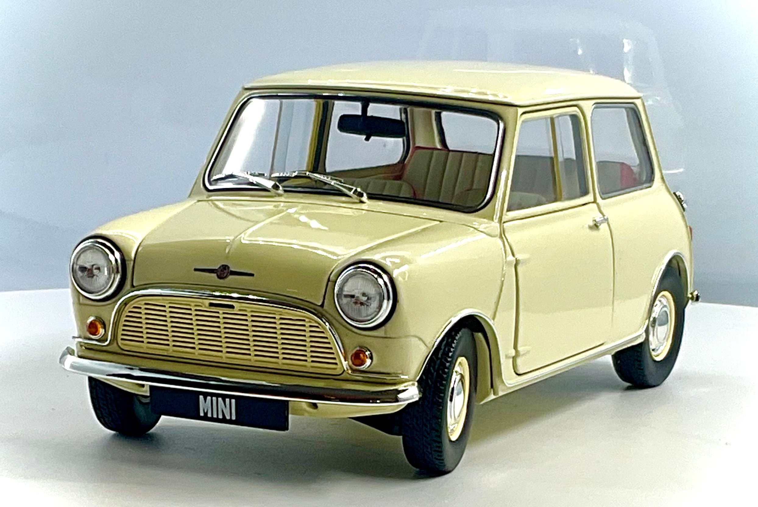 MORRIS MINI MINOR , KYOSHO scala 1/18