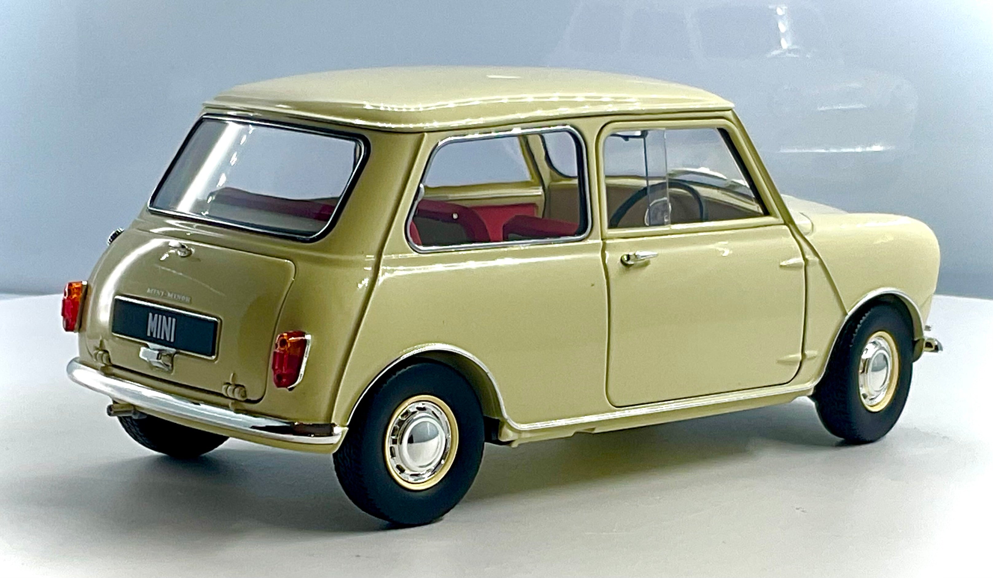 MORRIS MINI MINOR , KYOSHO scala 1/18