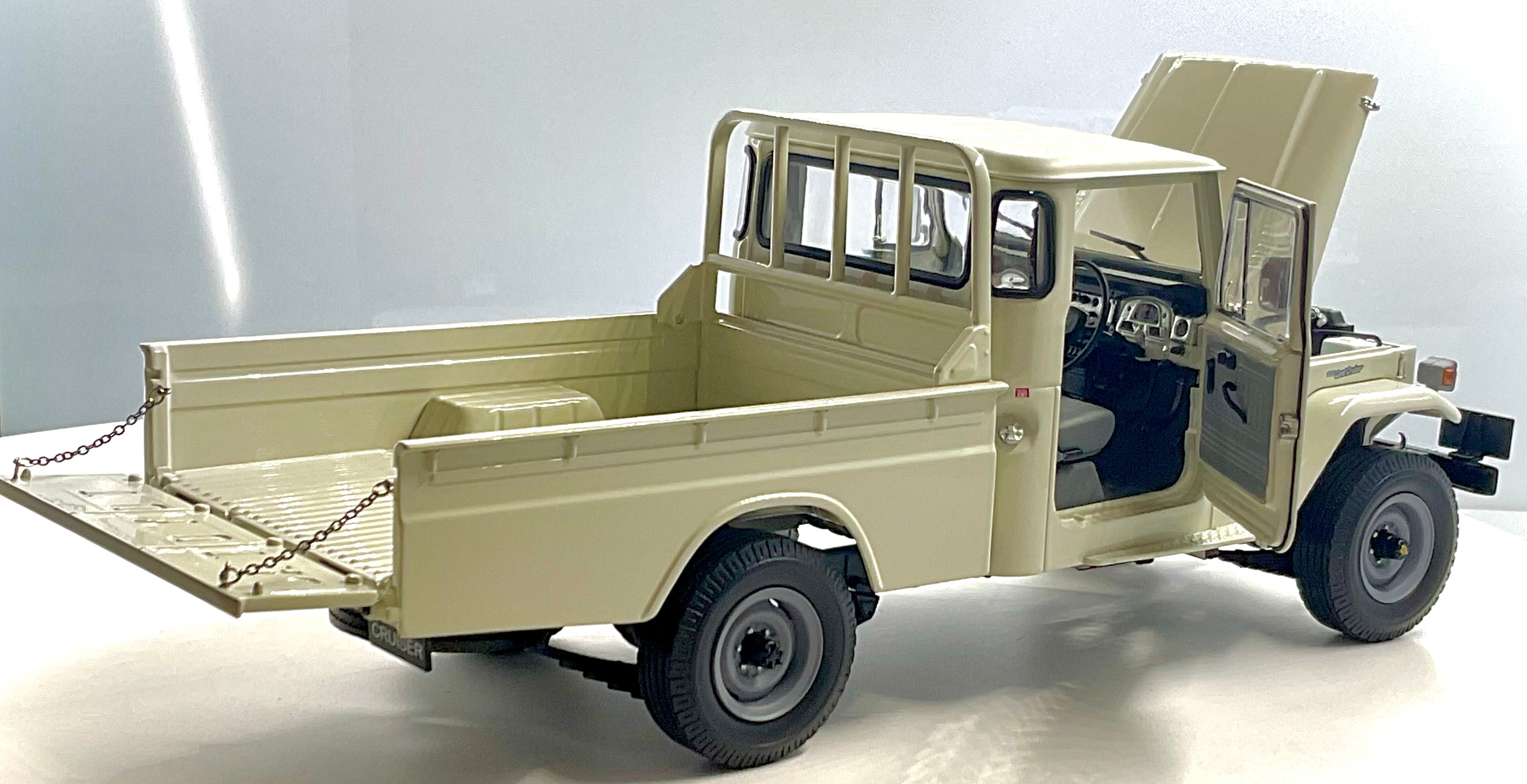 TOYOTA LAND CRUISER 40 PICK-UP , KYOSHO scala 1/18
