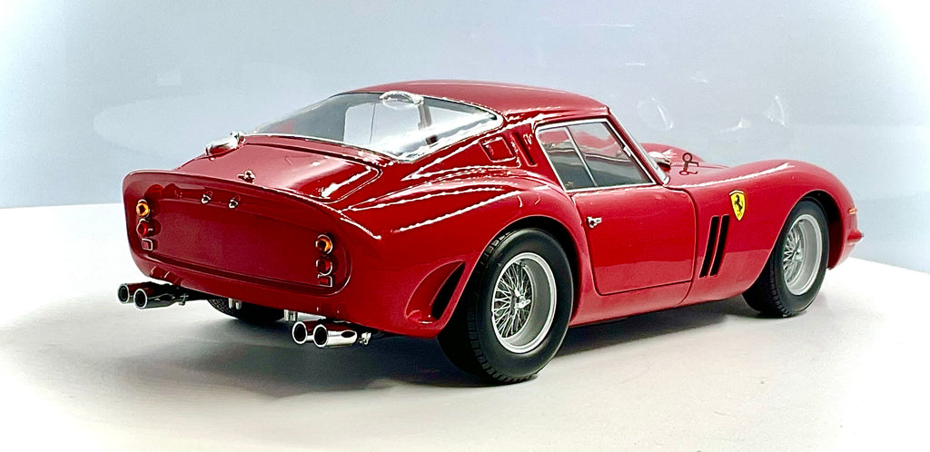 FERRARI 250 GTO , KYOSHO scala 1/18