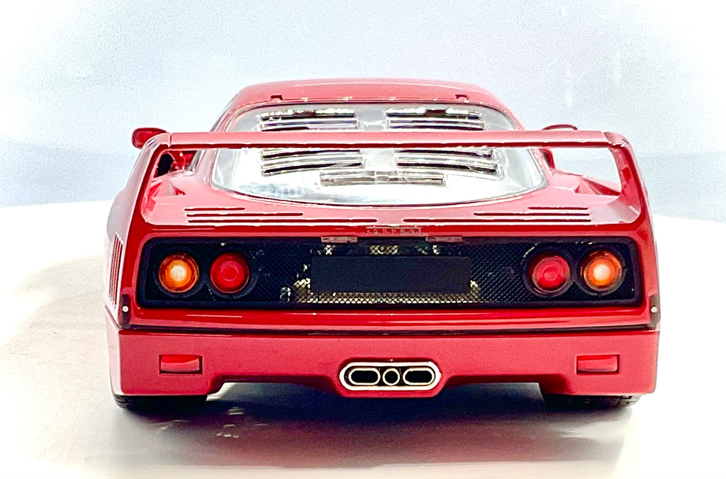 FERRARI F40 , KYOSHO scala 1/18