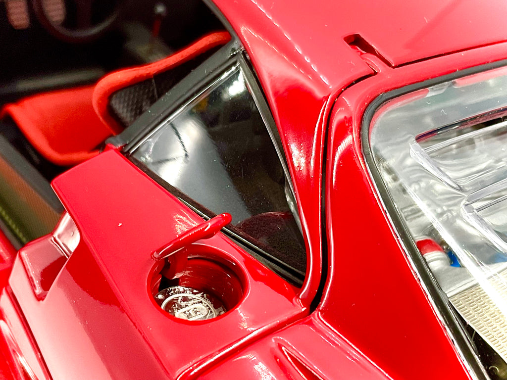 FERRARI F40 , KYOSHO scala 1/18