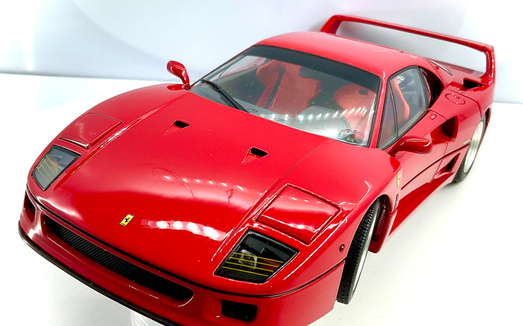 FERRARI F40 , KYOSHO scala 1/18