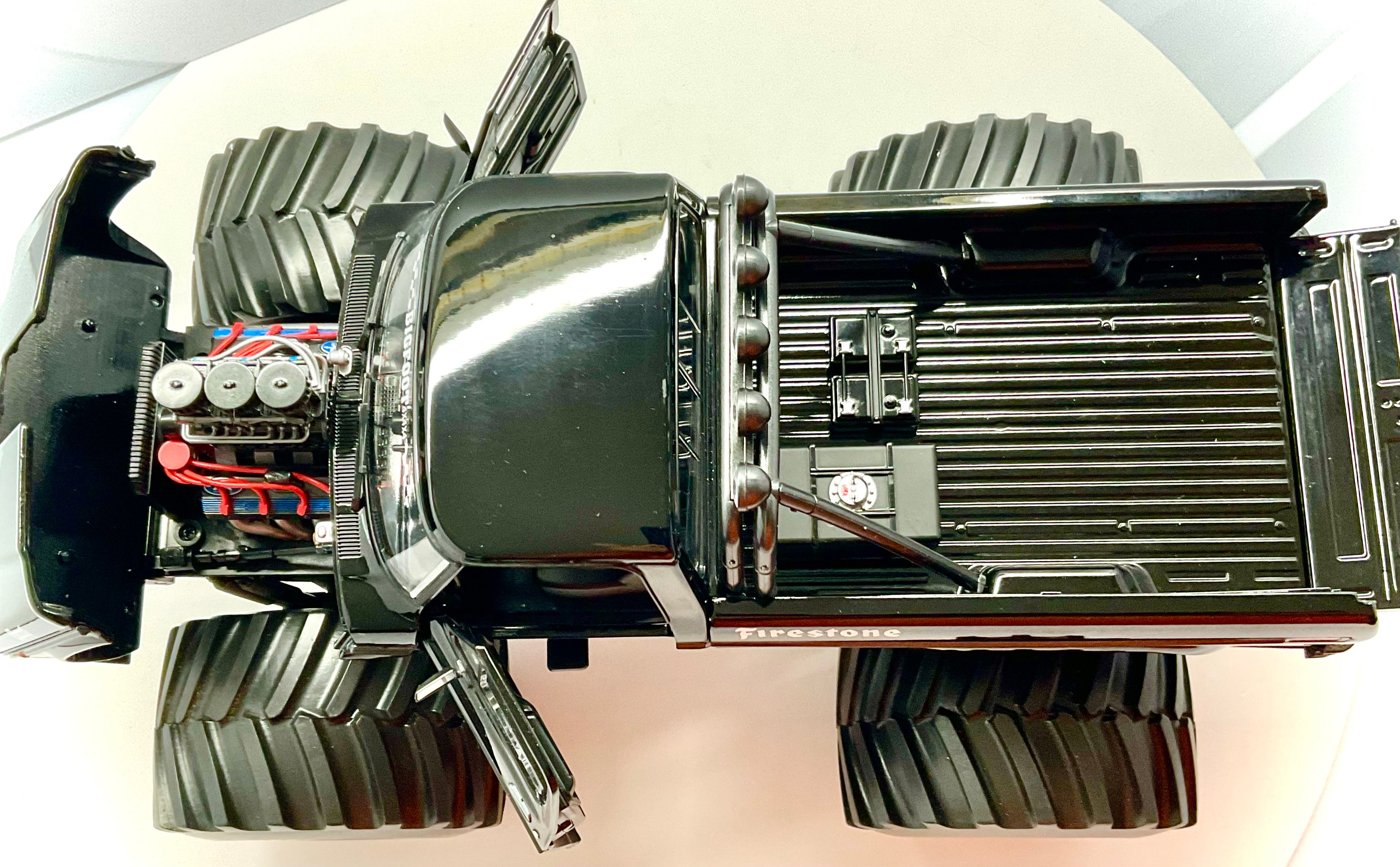 FORD F-250 KINGS of CRUNCH GREENLIGHT scala 1/18