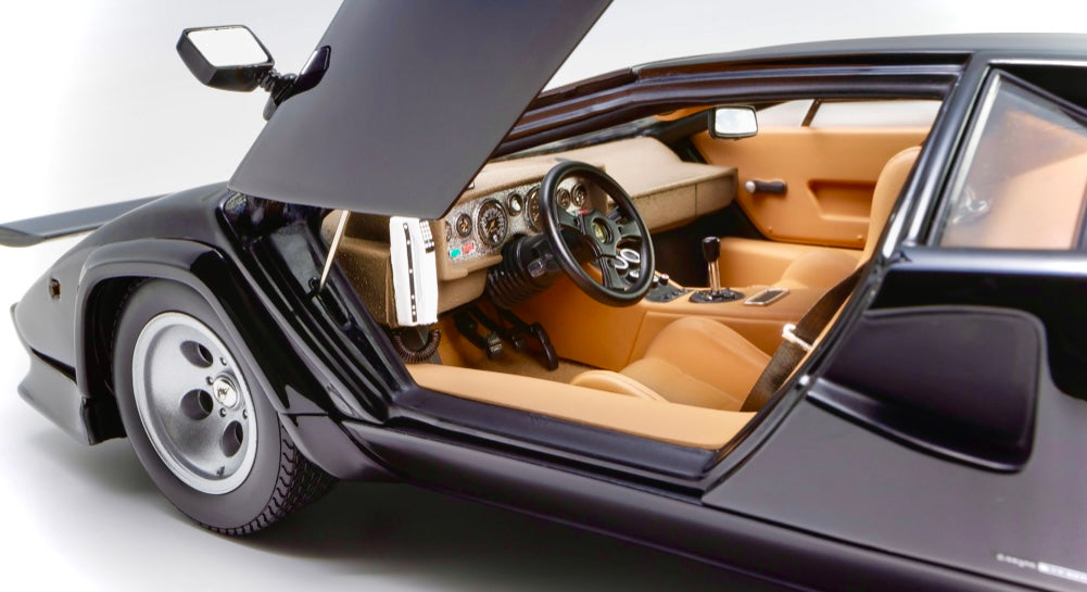 LAMBORGHINI COUNTACH , KYOSHO scala 1/18