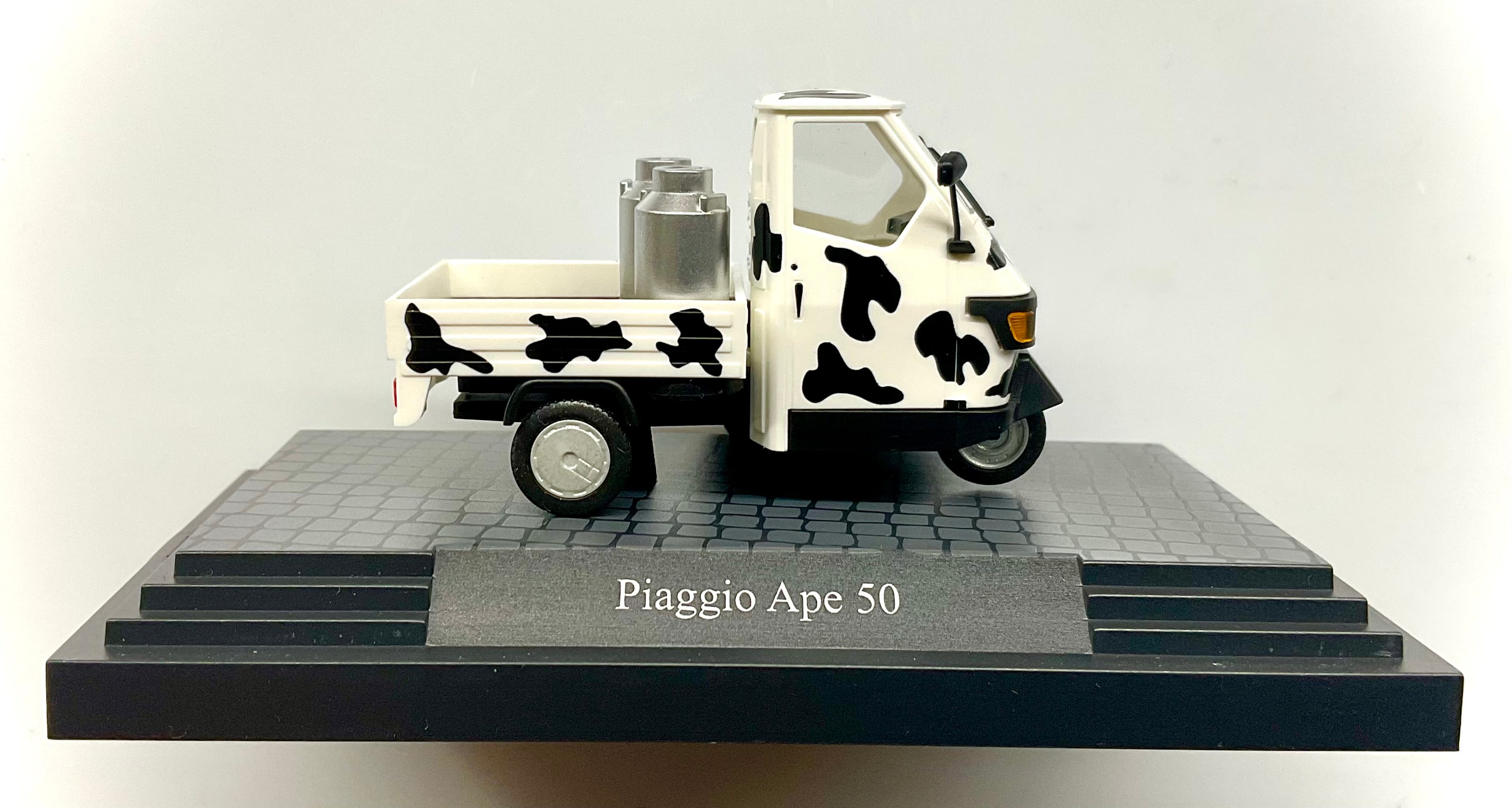 PIAGGIO APE 50 , BUSCH scala 1/43
