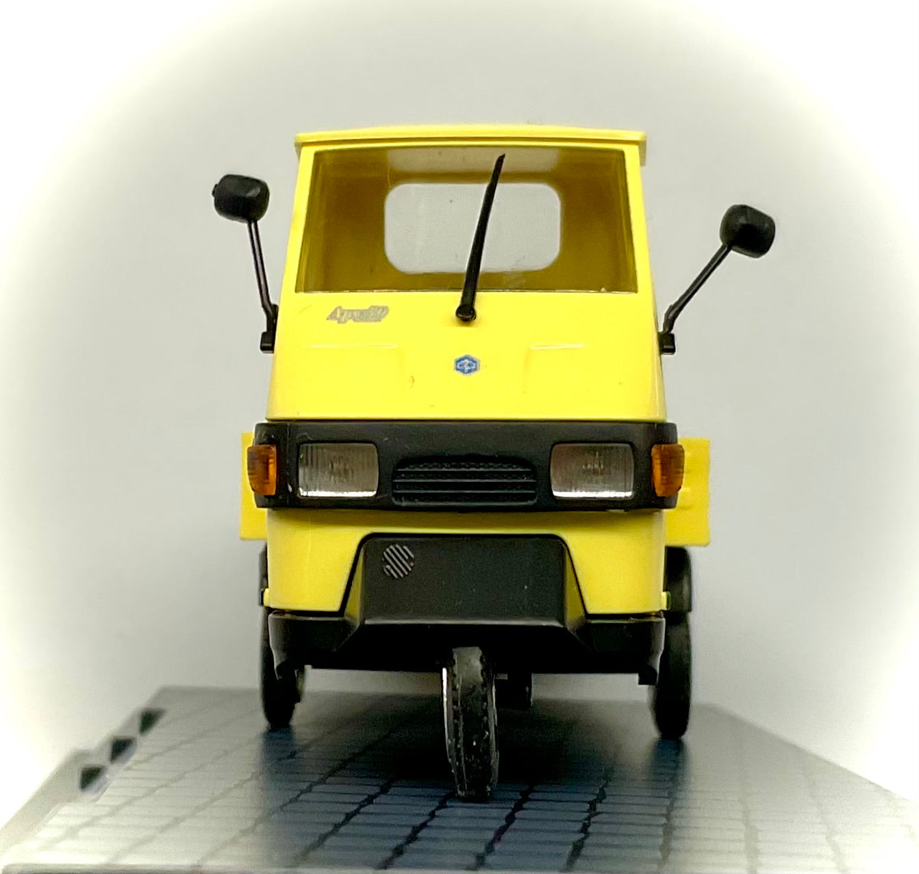 PIAGGIO APE 50 , BUSCH scala 1/43