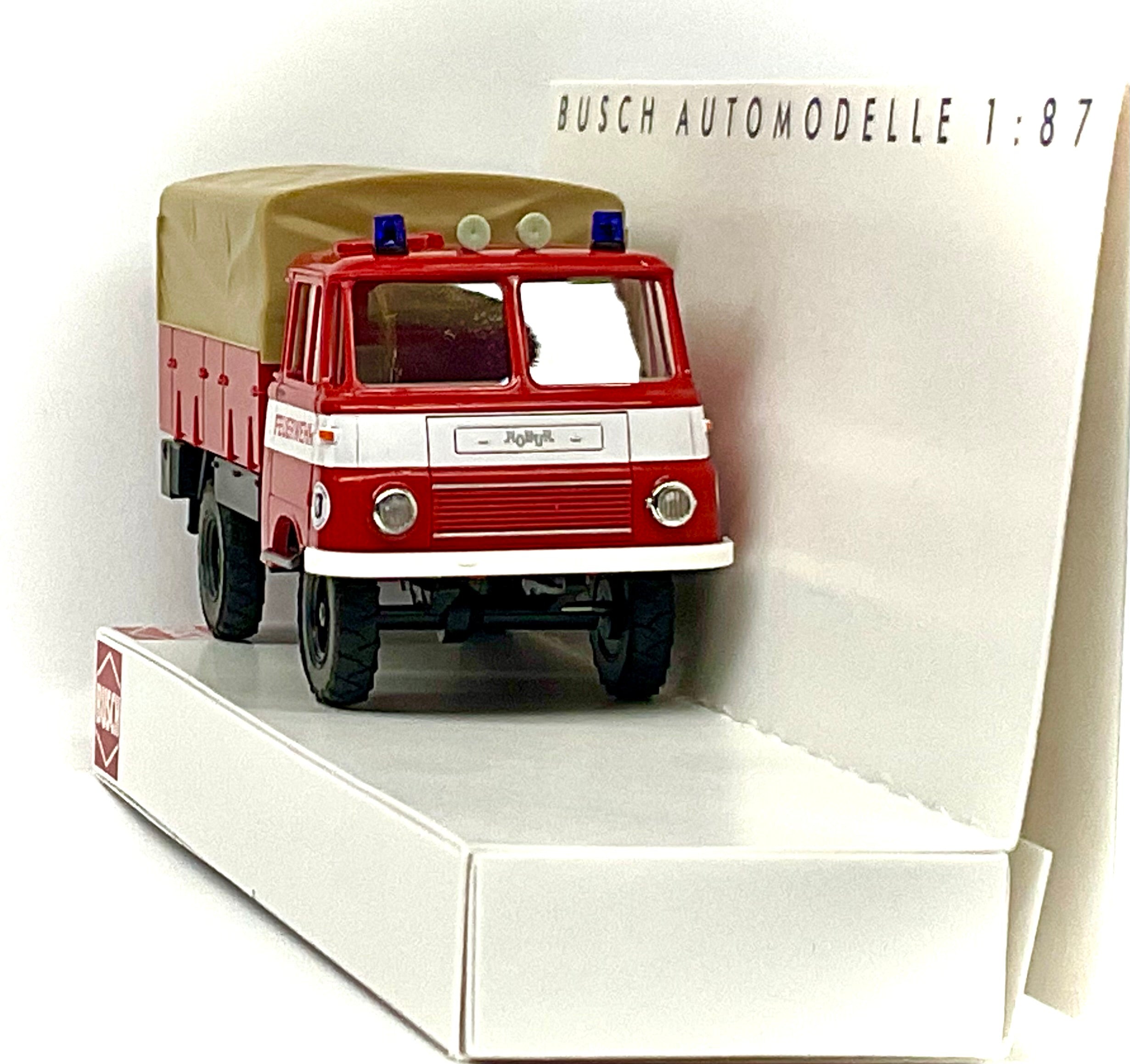Robur LO 1801 A 1:87 – BUSCH 51659- vista 3/4 anteriore