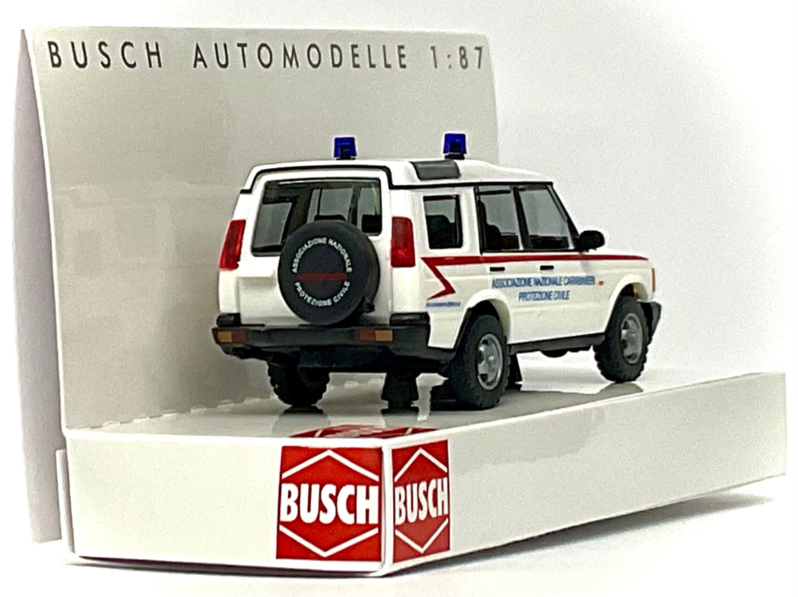 Land Rover Discovery Carabinieri Protezione Civile 1:87 – BUSCH 51937 - vista 3/4 posteriore 