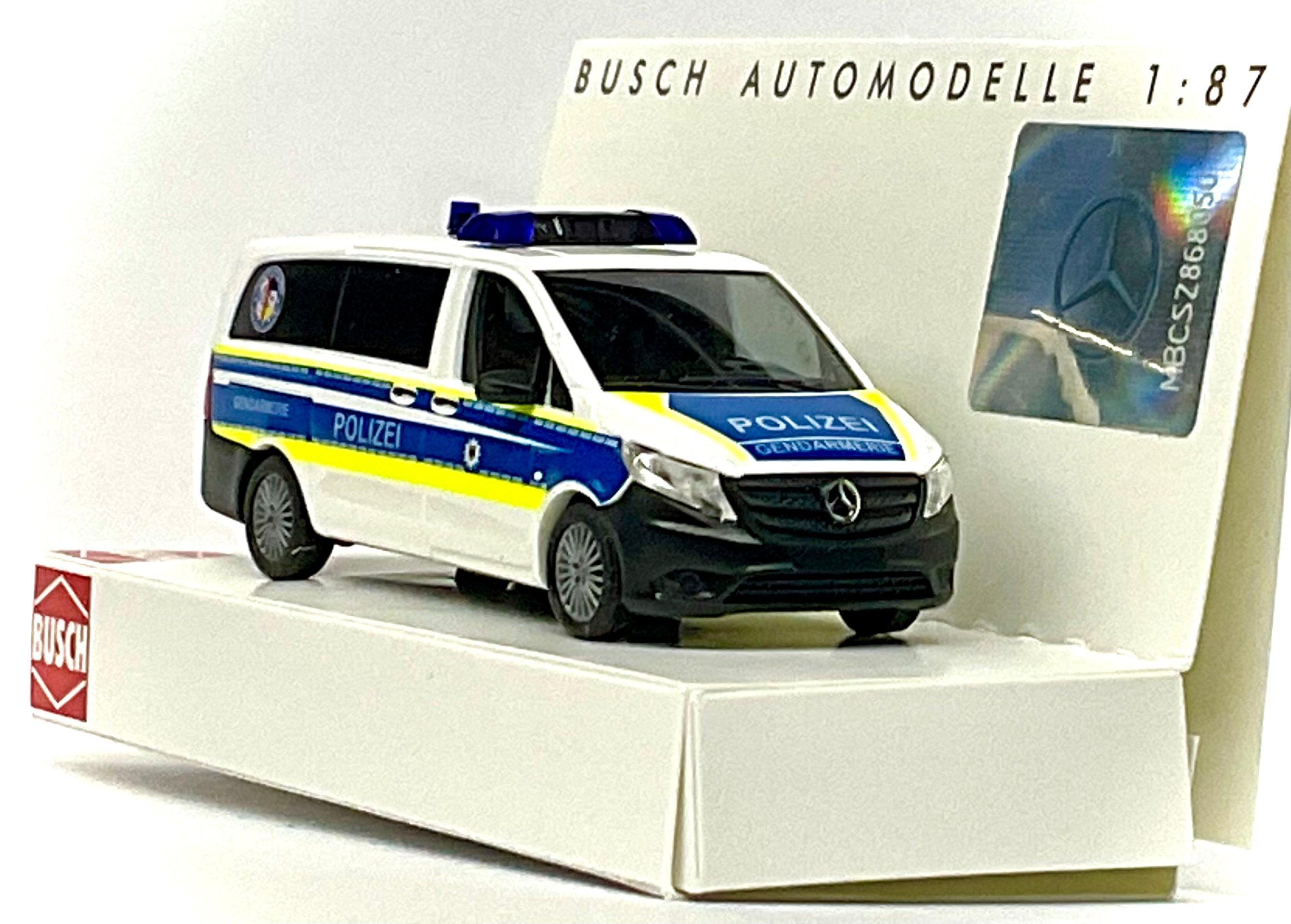 Mercedes-Benz Vito 1:87 – BUSCH 51159 -vista 3/4 anteriore 