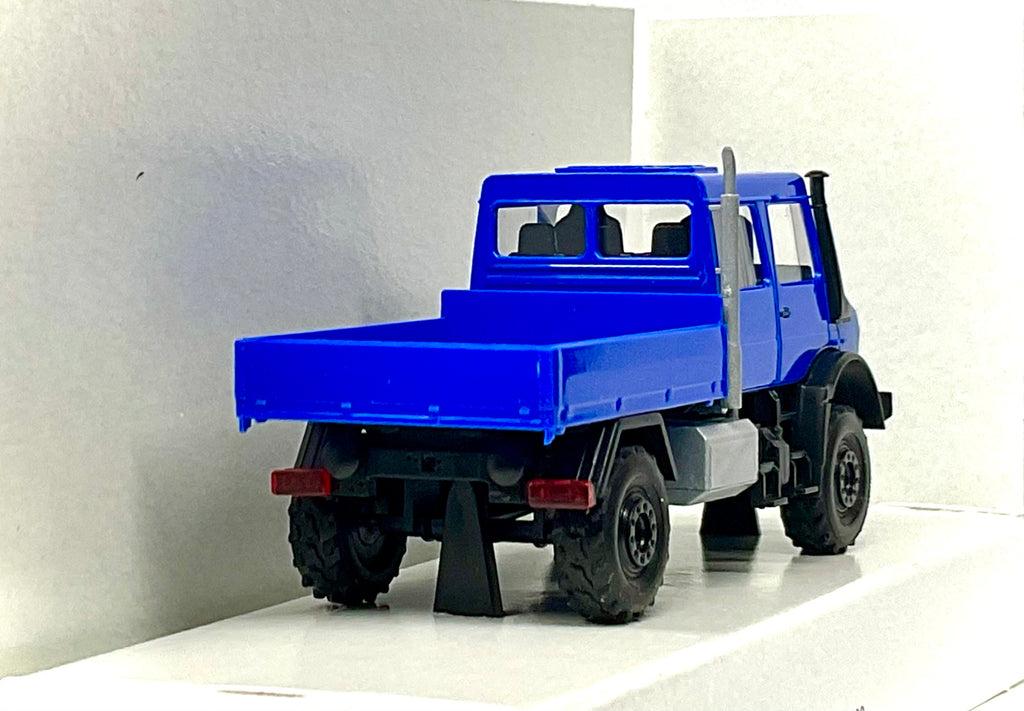 Mercedes Unimog U5023 1:87 – BUSCH 51082 - vista  3/4 posteriore 