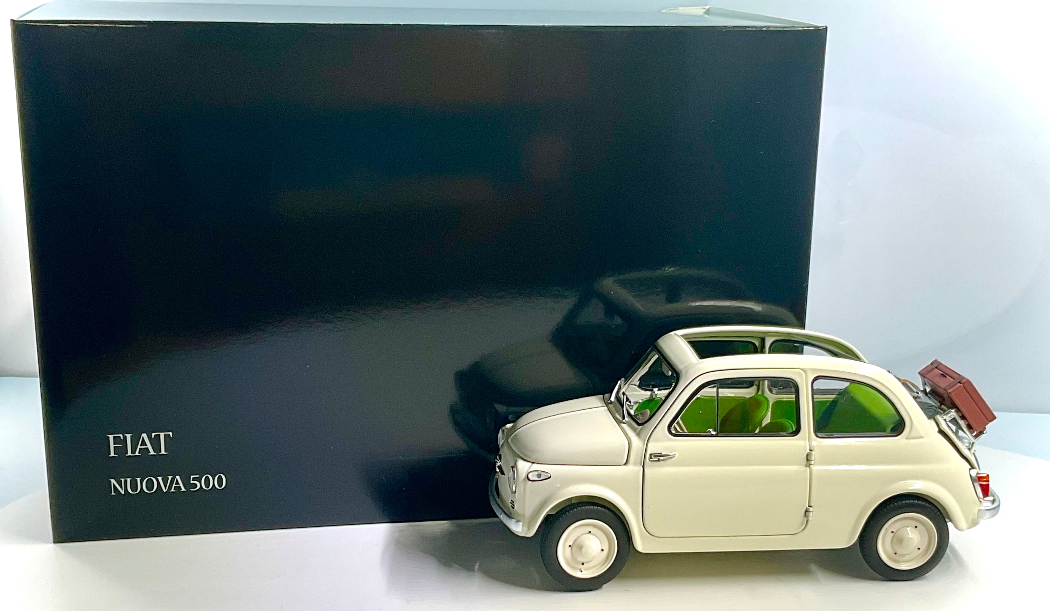 Fiat Nuova 500 White Accessories Avorio scala 1:18 – Kyosho