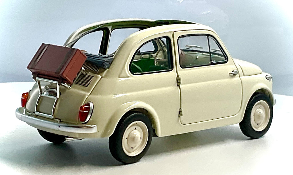 Fiat Nuova 500 White Accessories Avorio scala 1:18 – Kyosho 08966WA