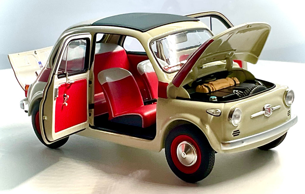 Fiat Nuova 500 Sport Bianco/Rosso scala 1:18 – Kyosho - vista con Tutte le Aperture 
