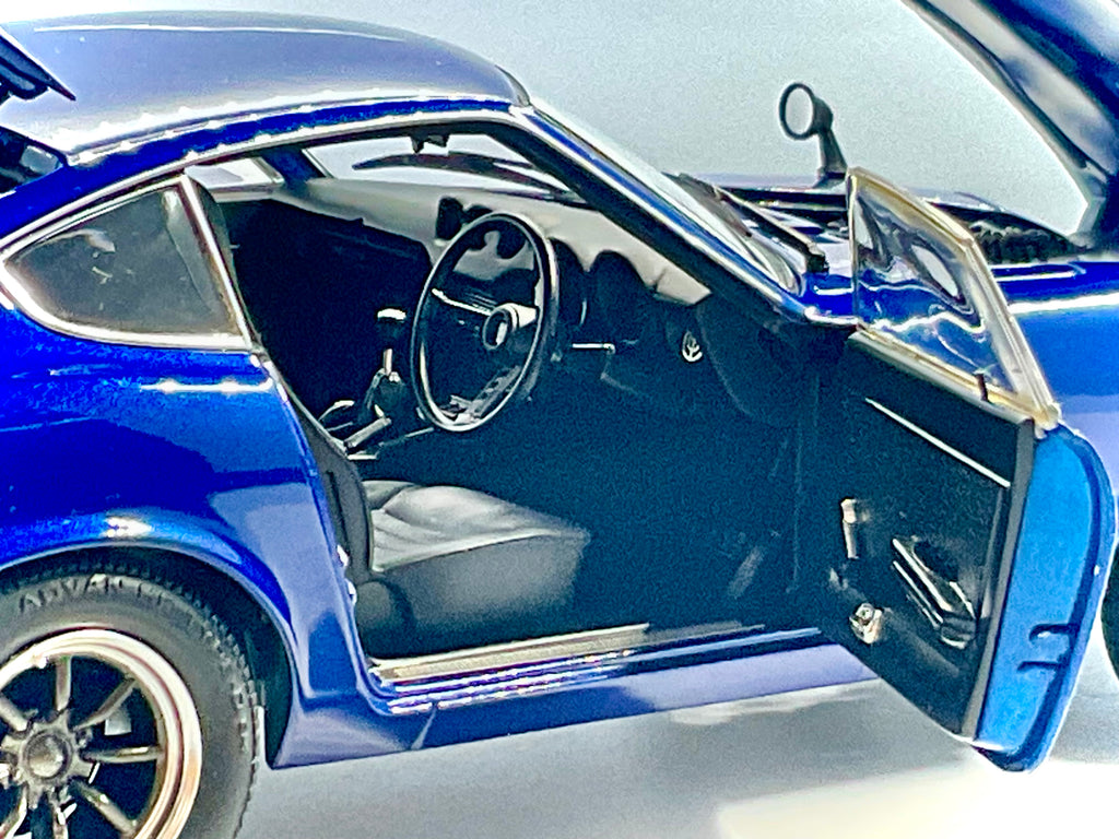 Nissan Fairlady Z-L S30 Blue scala 1:18 – Kyosho 08220WBL