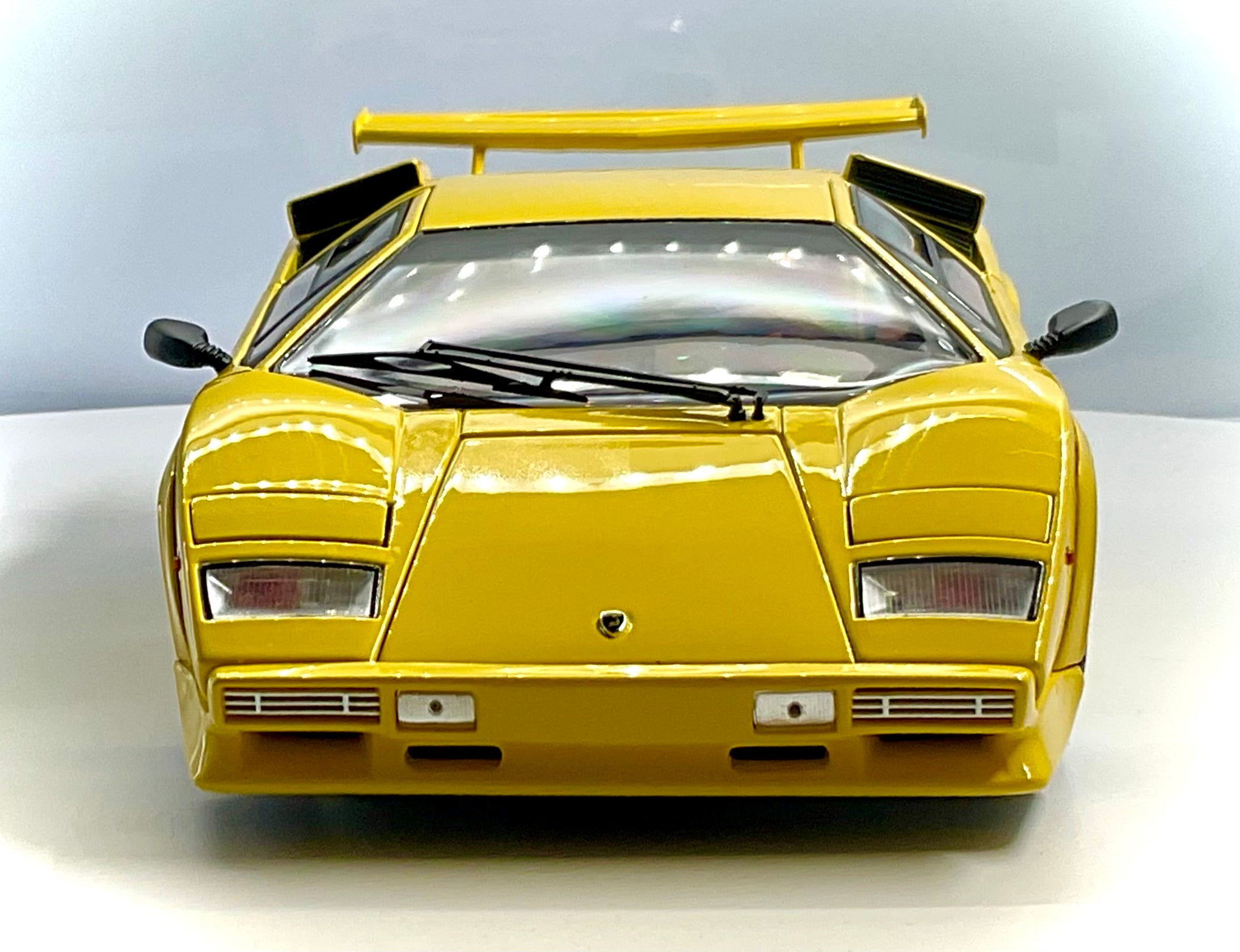 Lamborghini Countach LP500 Yellow scala 1:18 – Kyosho 08320Y