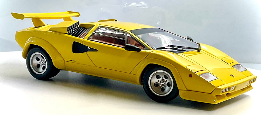 Lamborghini Countach LP500 Yellow scala 1:18 – Kyosho vista 3/4 anteriore 