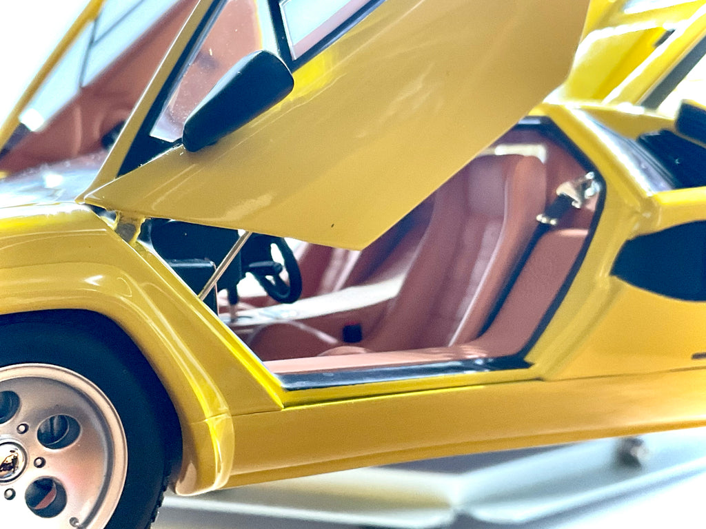Lamborghini Countach LP500 Yellow scala 1:18 – Kyosho 08320Y