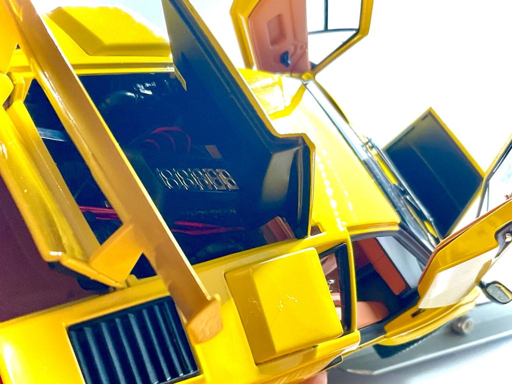 Lamborghini Countach LP500 Yellow scala 1:18 – Kyosho 08320Y