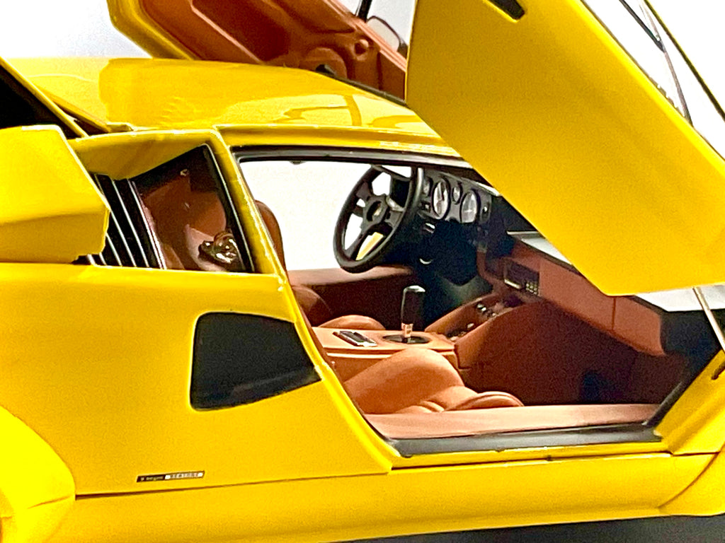 Lamborghini Countach LP500 Yellow scala 1:18 – Kyosho 08320Y