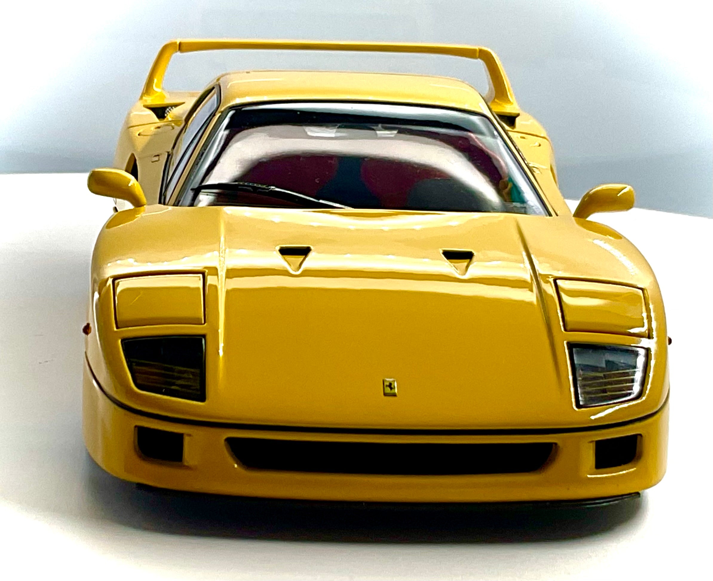 Ferrari F40 Yellow scala 1:18 – Kyosho 08416Y