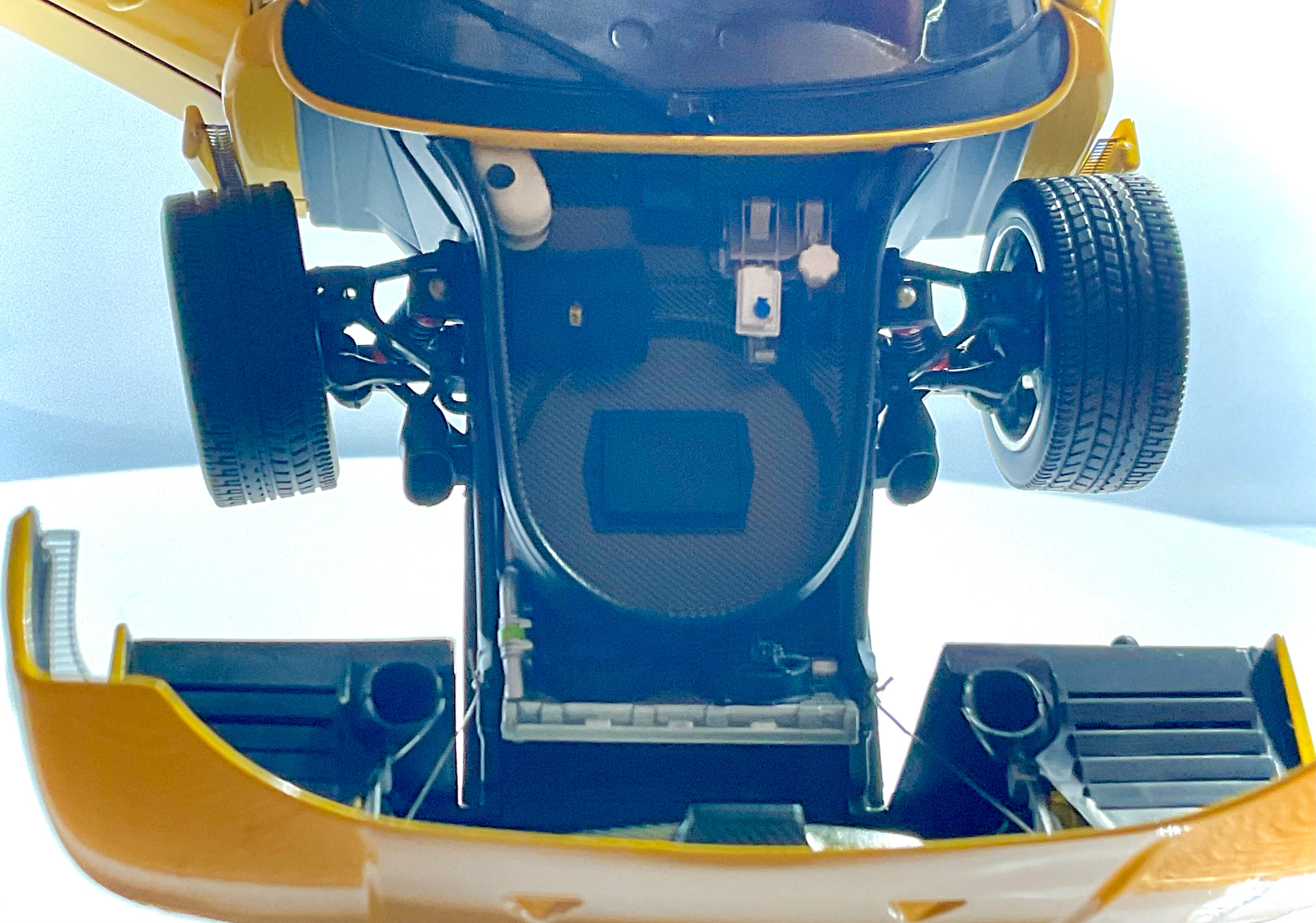 Ferrari F40 Yellow scala 1:18 – Kyosho 08416Y