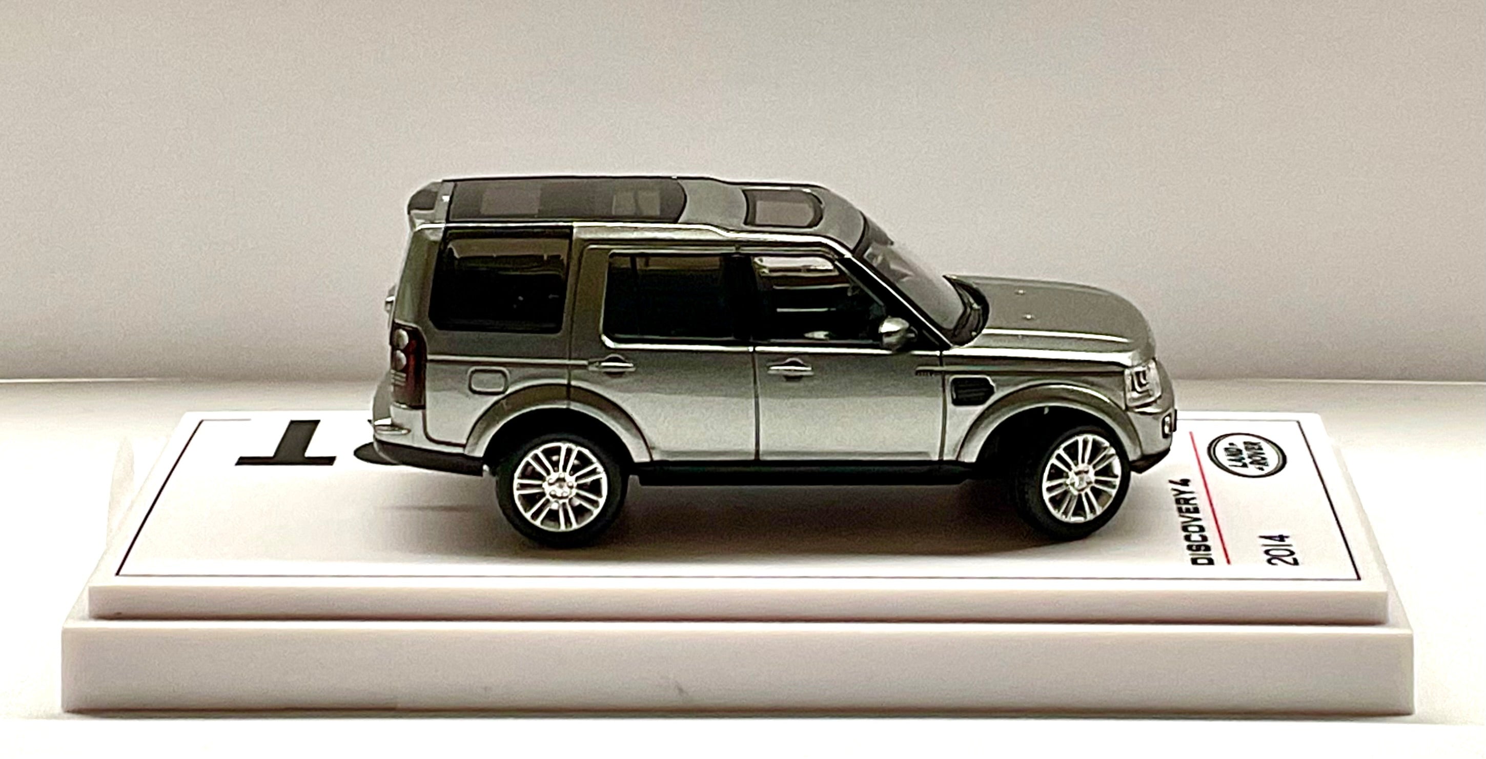 Land Rover Discovery 4 2014 1:64 – Sun Star Whelart H-001J