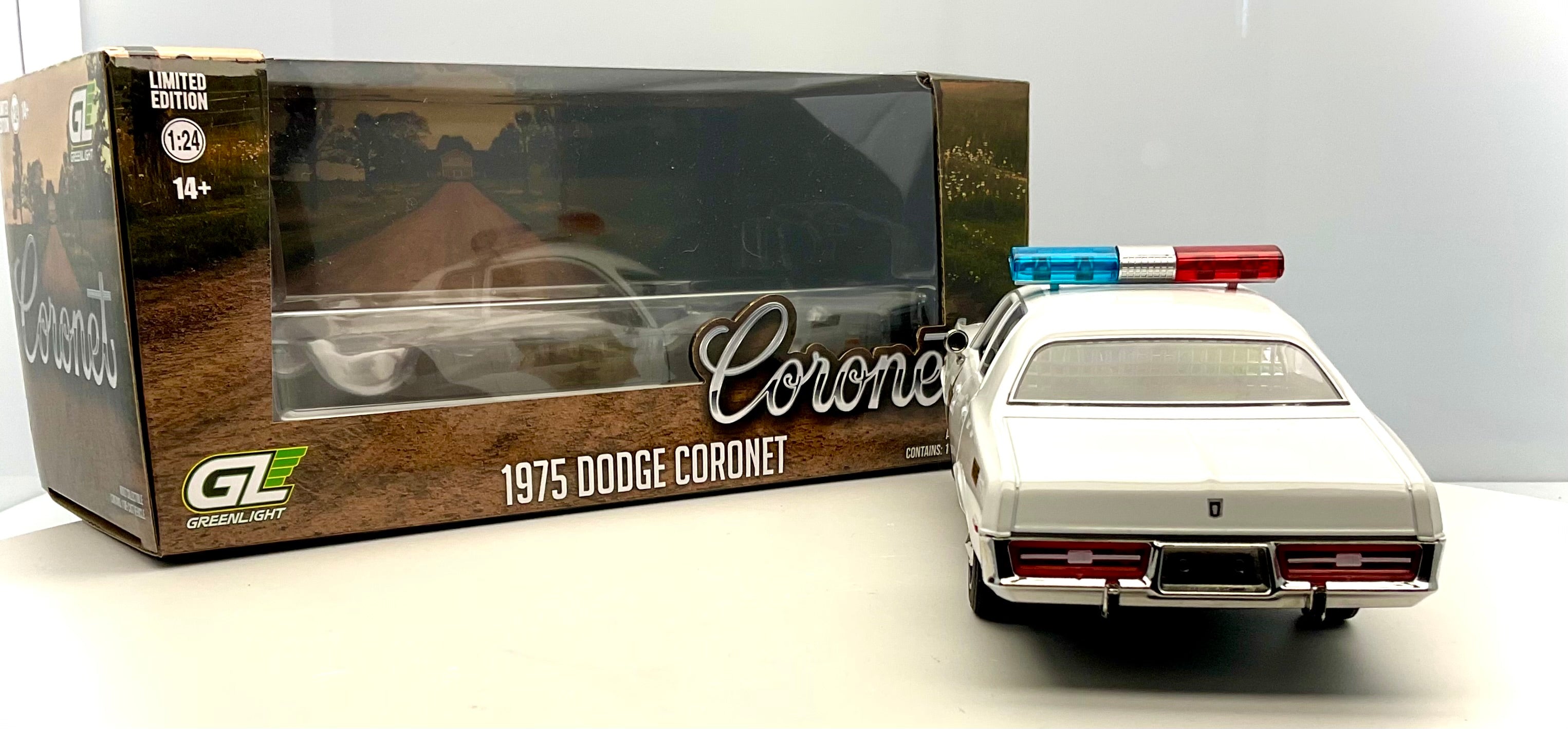FORD CROWN VICTORIA del 2008 , scala 1/24 , GREENLIGHT 85523 , vista posteriore