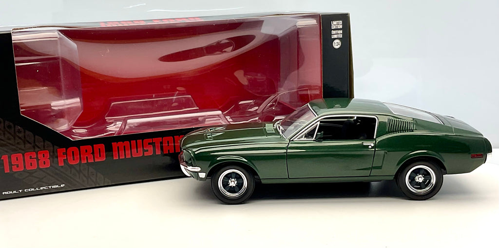 FORD MUSTANG GT del 1968 , scala 1/24 , GREENLIGHT 84038 , vista con confezione