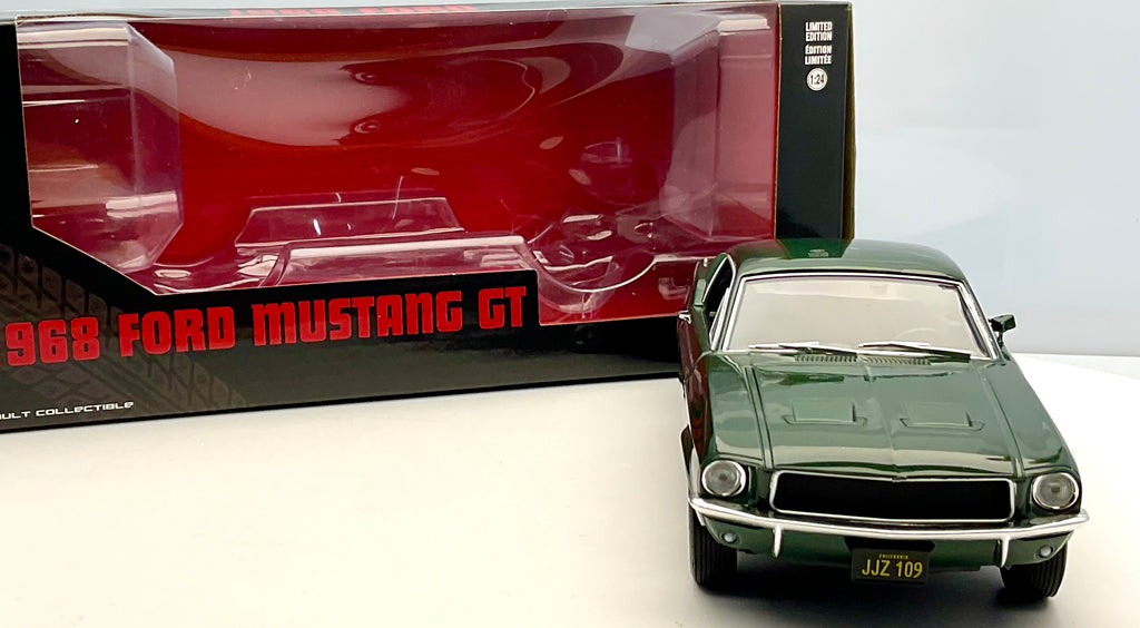 FORD MUSTANG GT del 1968 , scala 1/24 , GREENLIGHT 84038 , vista frontale