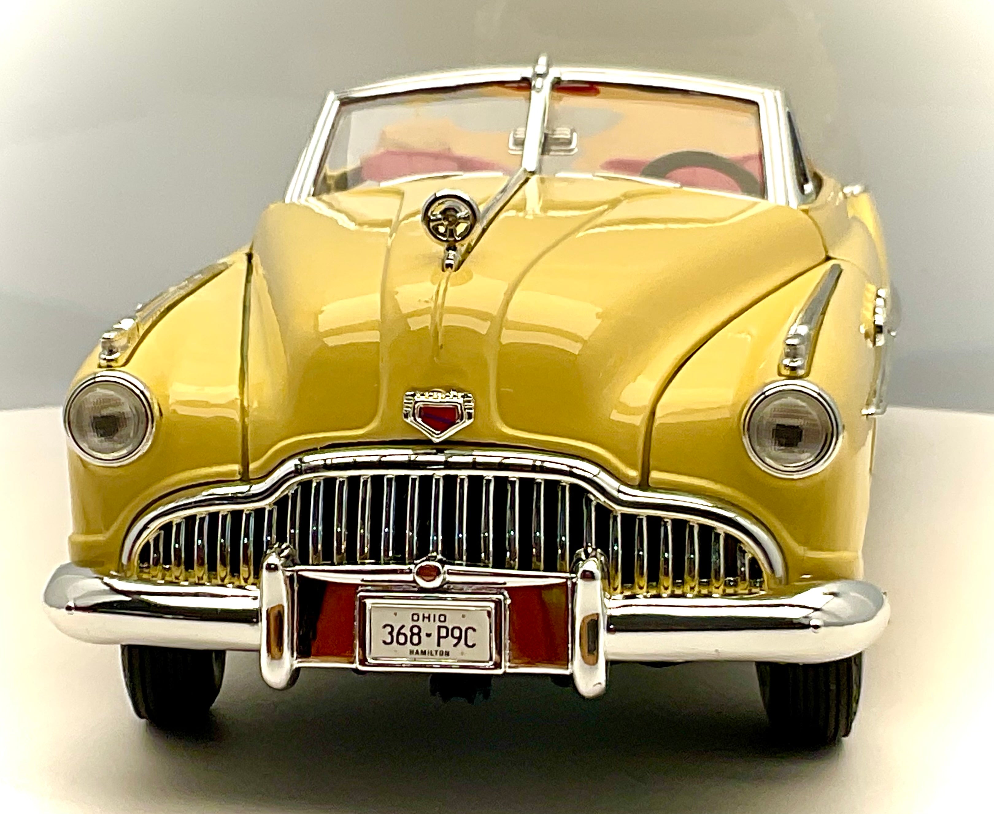 BUICK ROADMASTER 1949 , scala 1/18 GREENLIGHT 13616  , vista frontale