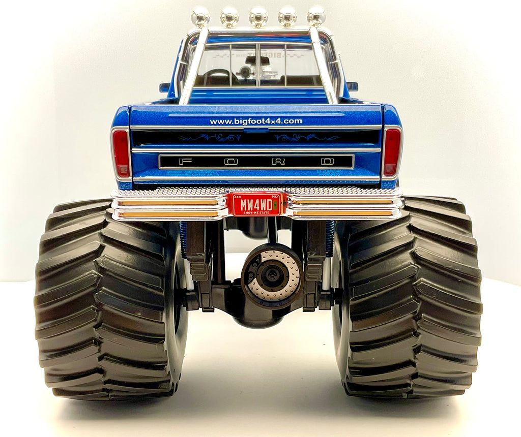 FORD F-250 BIGFOOT , scala 1/18 GREENLIGHT 13541 , vista posteriore