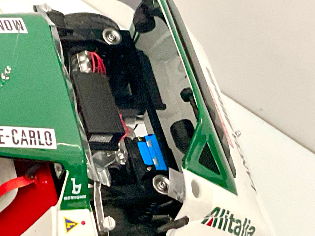 Lancia Stratos n.14 Alitalia 1:18 – Kyosho KS08130E