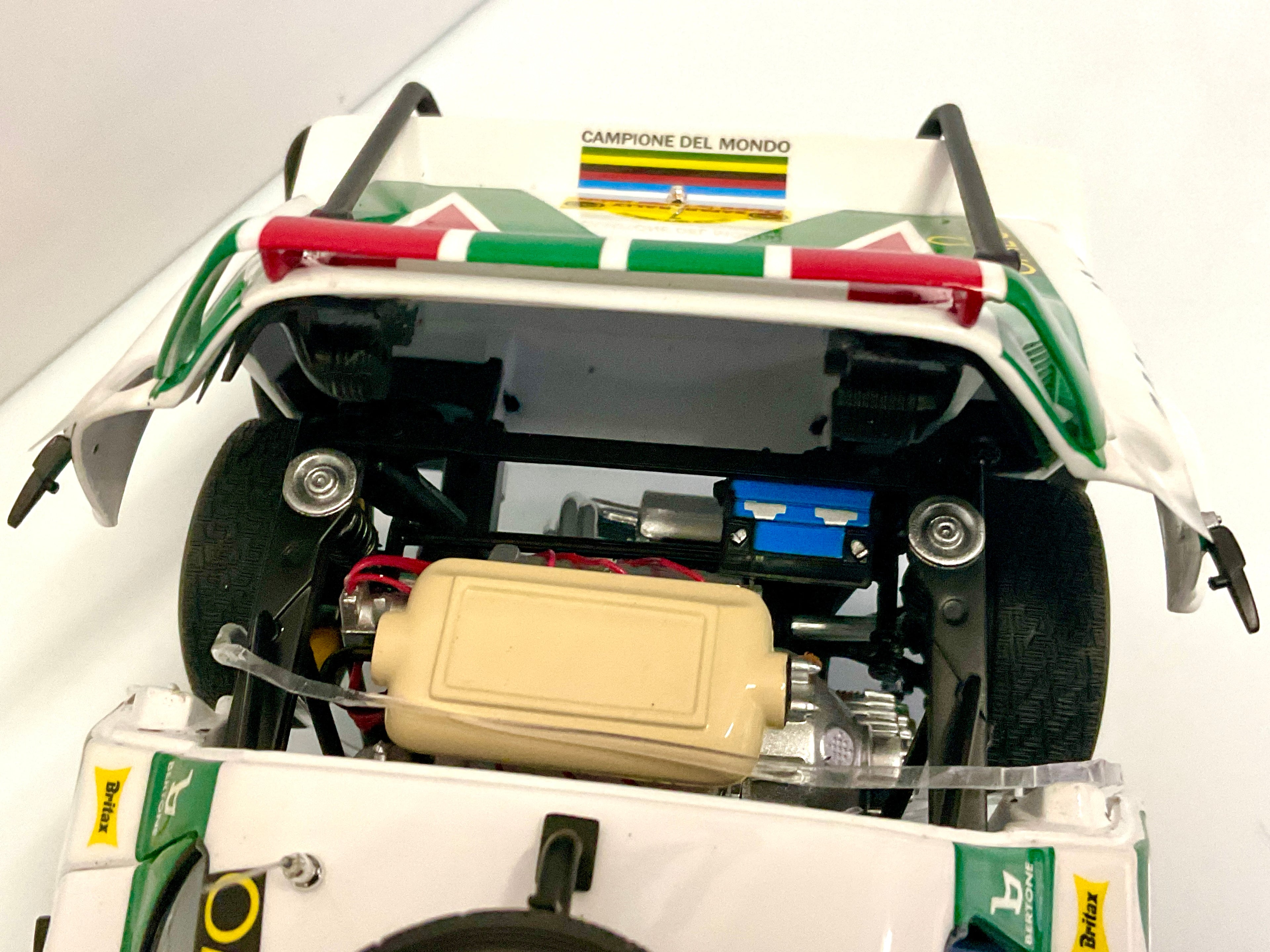 Lancia Stratos n.7 Alitalia 1:18 – Kyosho KS08130G