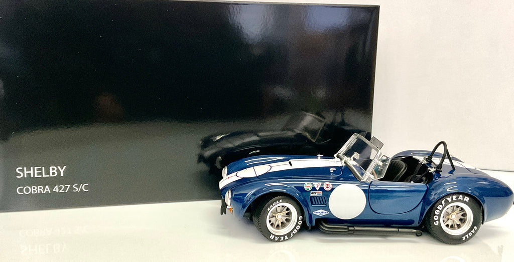 SCHELBY COBRA 427 S/C , della KYOSHO KS08048BLMW die-cast  , scala 1/18 , vista laterale con scatola