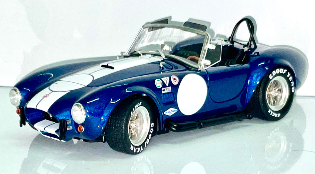 Shelby Cobra 427 S/C Blue Metallic/White 1:18 – Kyosho KS08048BLMW