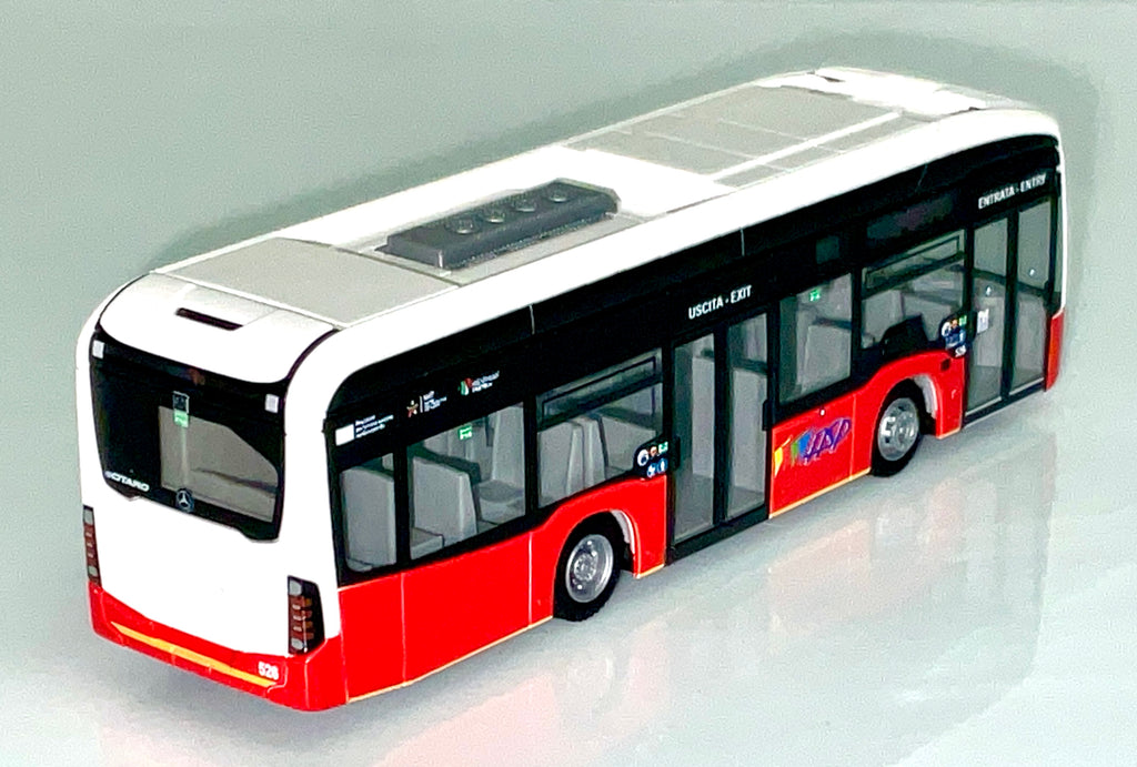 MERCEDES BENZ e CITARO K ,della RM , 75703 scala 1/87 , vista laterale destra