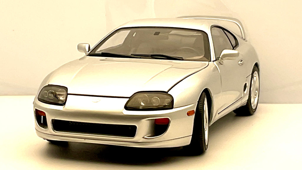 Toyota Supra A80 ( LHD ) , Whelart W-001F Die-Cast 1/18, vista frontale