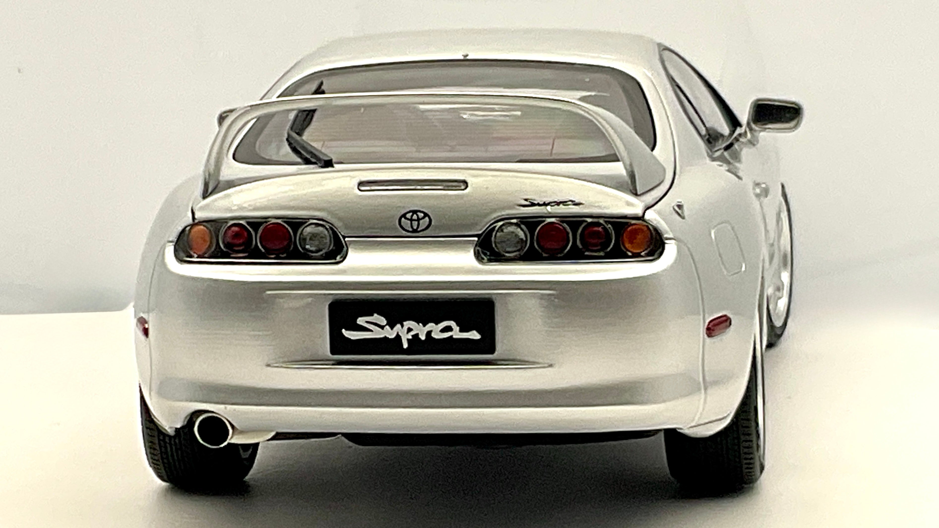 Toyota Supra A80 ( LHD ) , Whelart W-001F Die-Cast 1/18