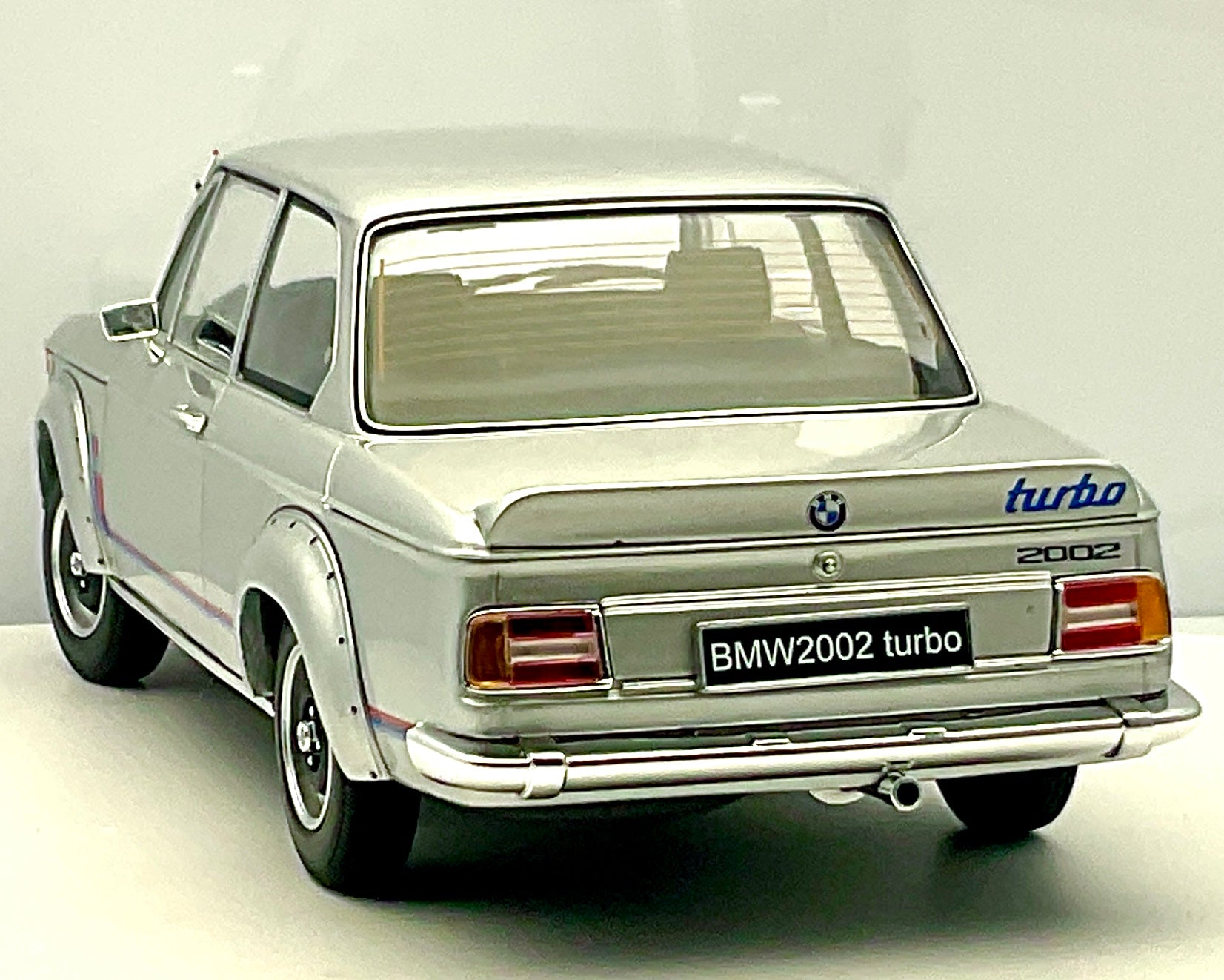 BMW 2002 Turbo Kyosho 08544S Die-Cast 1/18