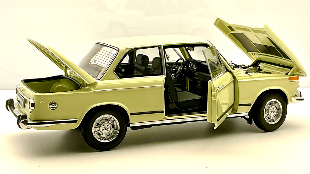 BMW 2002 Tii Kyosho 08543ML Die-Cast 1/18
