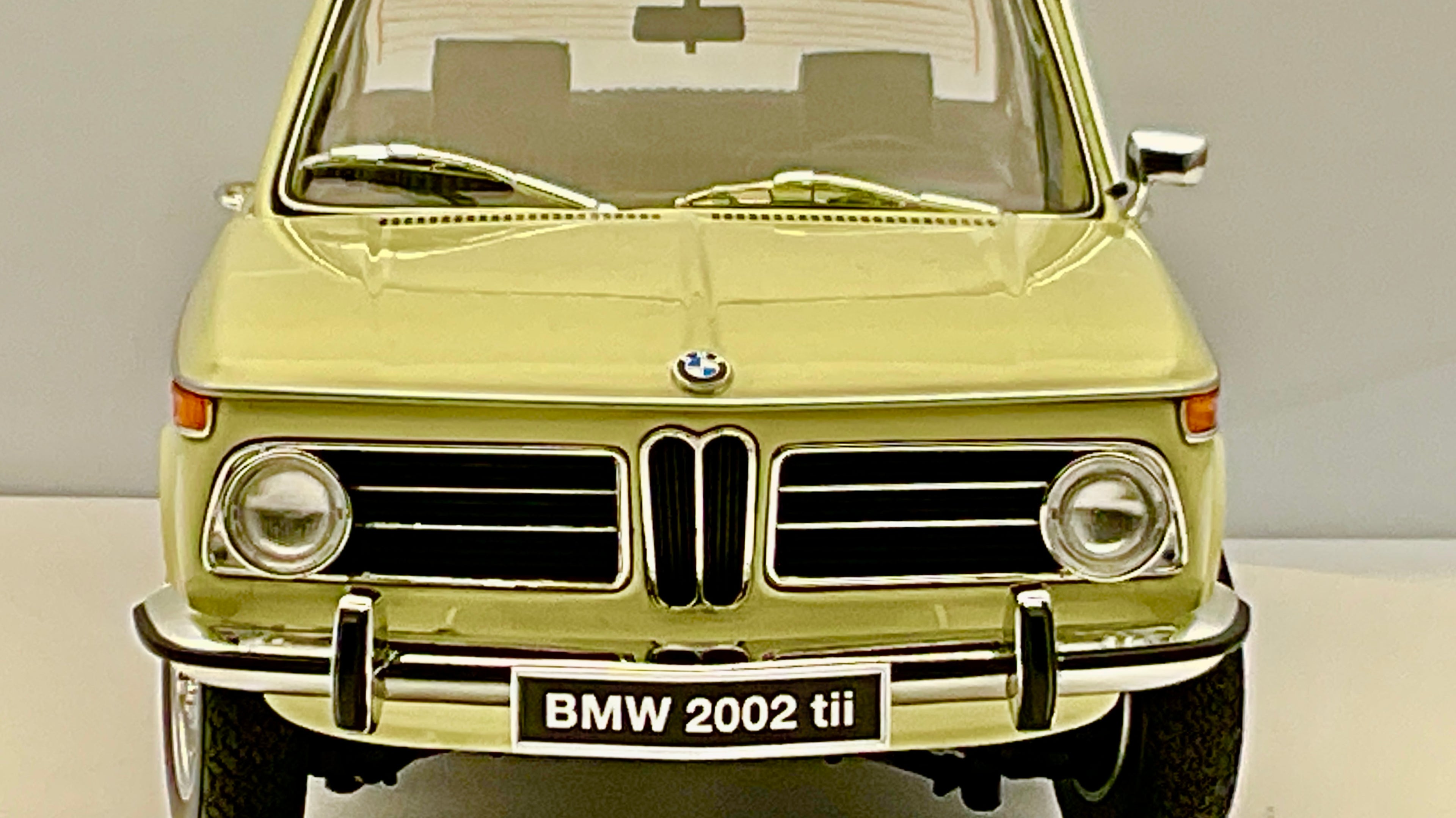 BMW 2002 Tii Kyosho 08543ML Die-Cast 1/18