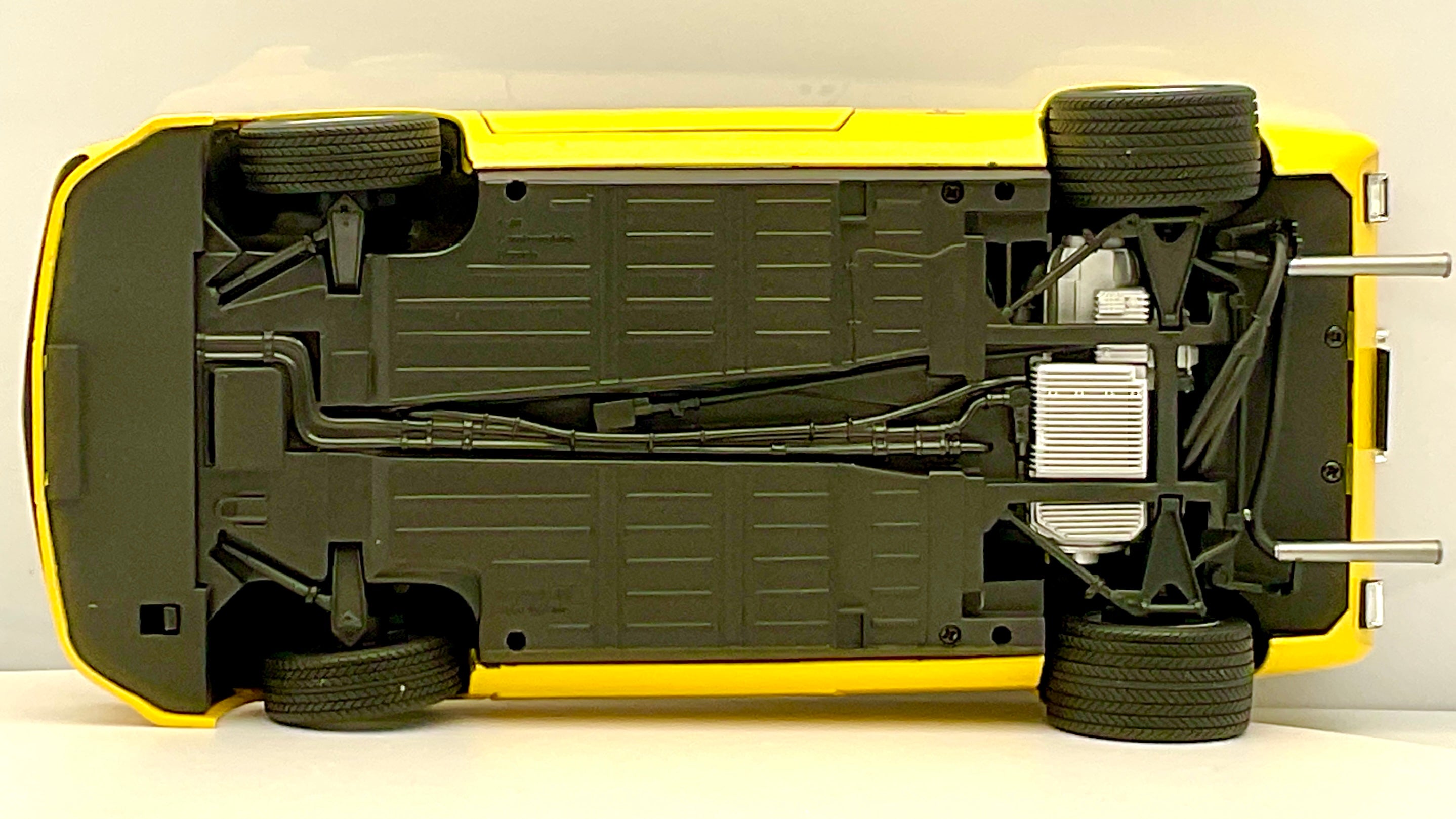 Lamborghini Urraco Rally , Kyosho 08445GY Die-Cast 1/18