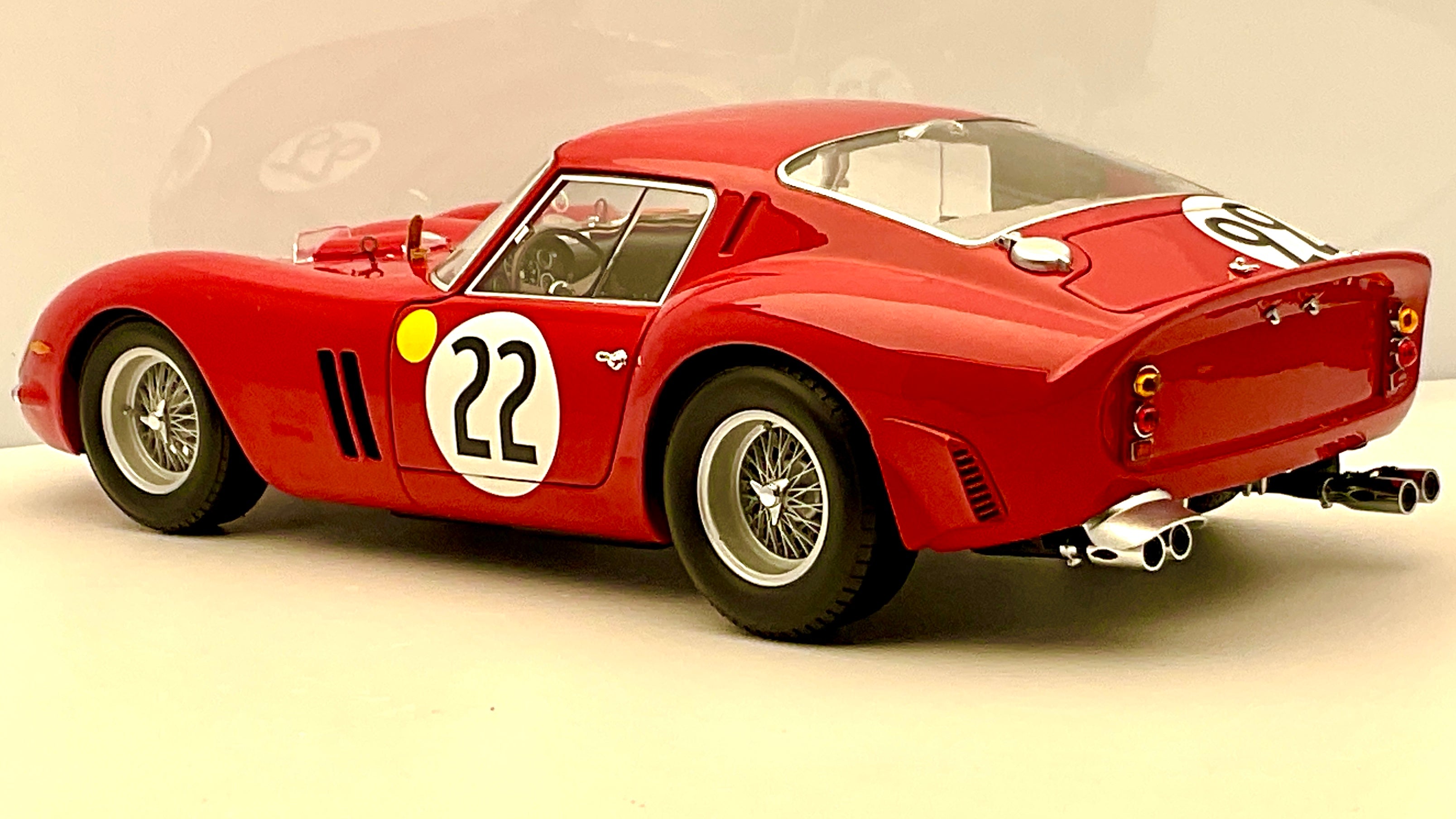 Ferrari 250 GTO #22 , Kyosho 08438B Die-Cast 1/18