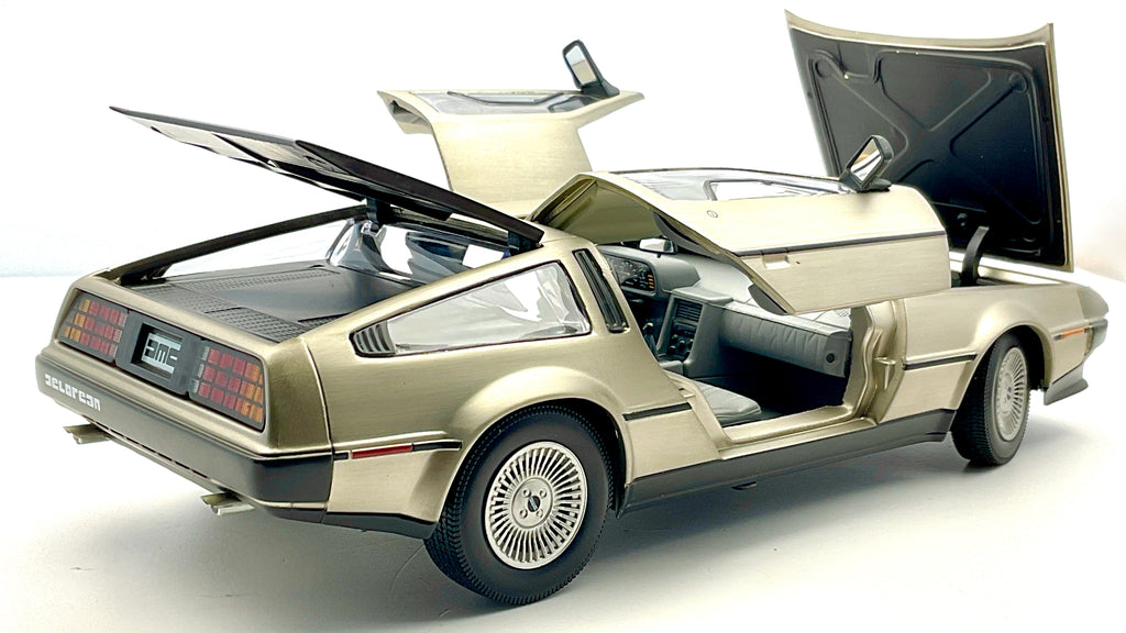 De Lorean DMC , Sun Star 2701 Die-Cast 1/18