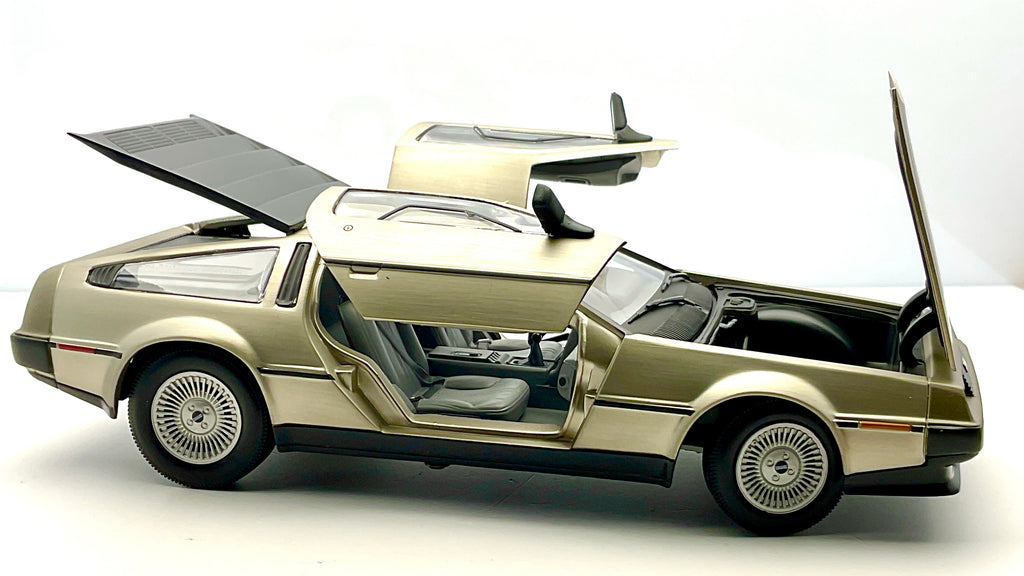 De Lorean DMC , Sun Star 2701 Die-Cast 1/18