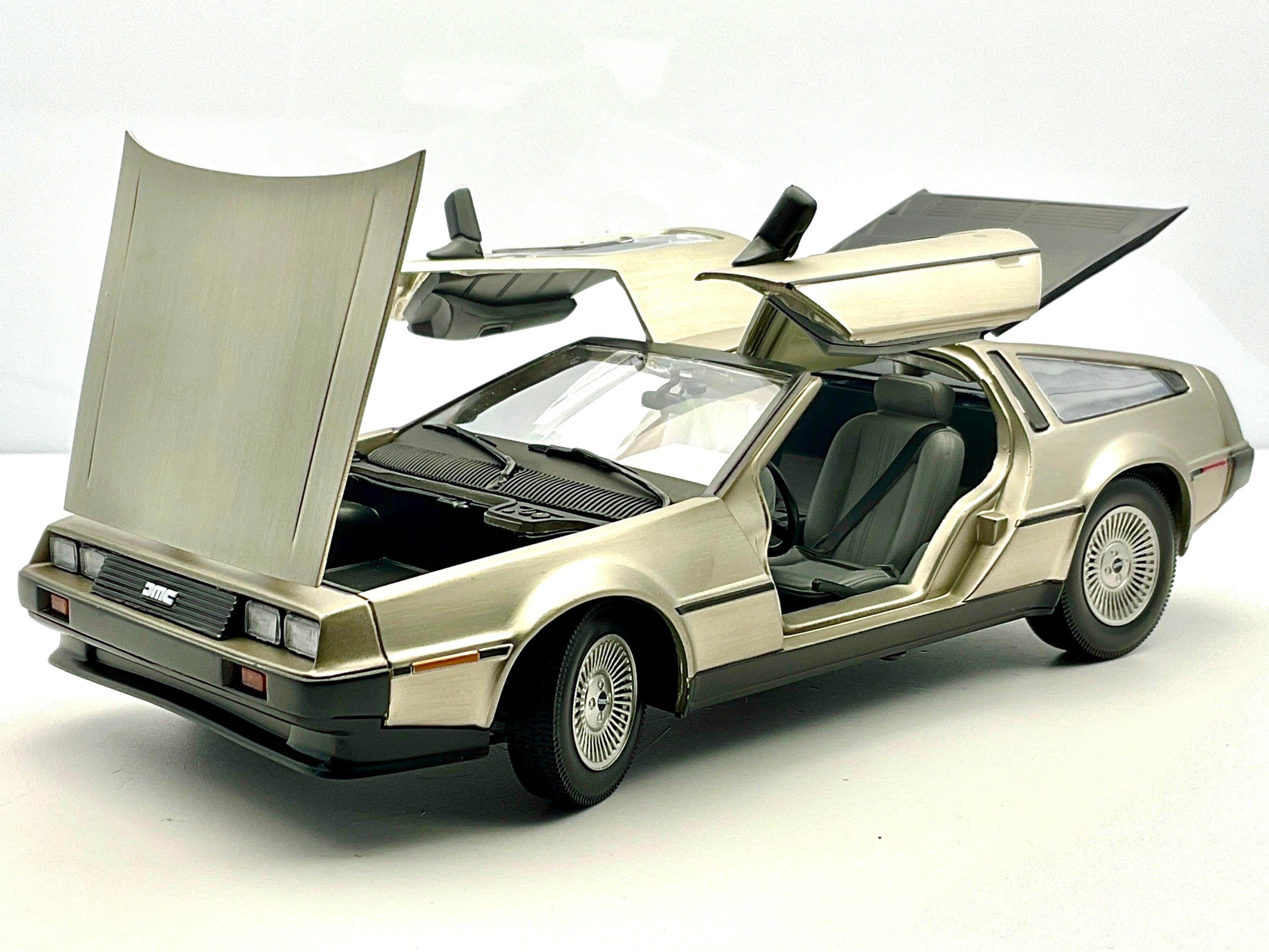 De Lorean DMC , Sun Star 2701 Die-Cast 1/18