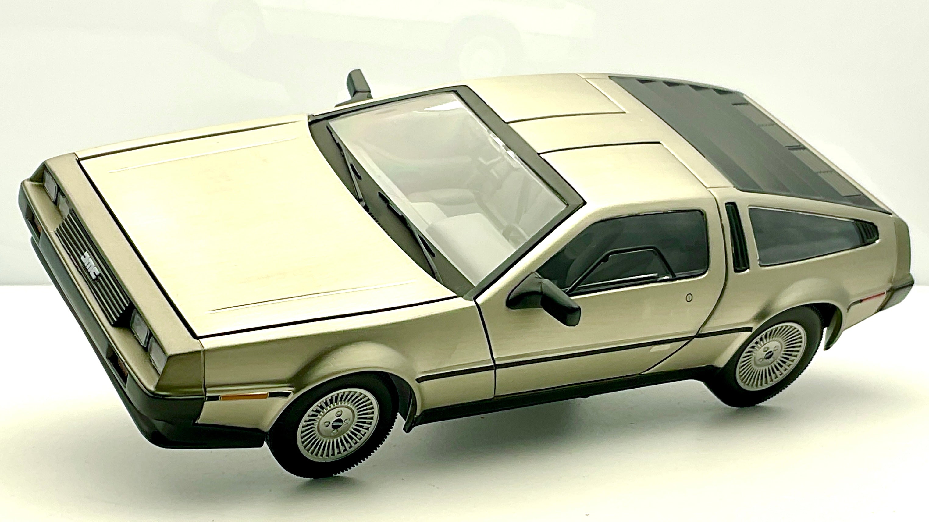 De Lorean DMC , Sun Star 2701 Die-Cast 1/18