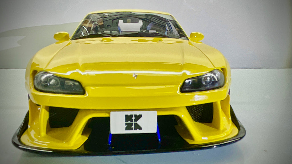 Kyosho KSR18066Y Nissan Silvia (S15) “Khyzyl Saleem” gialla 1:18