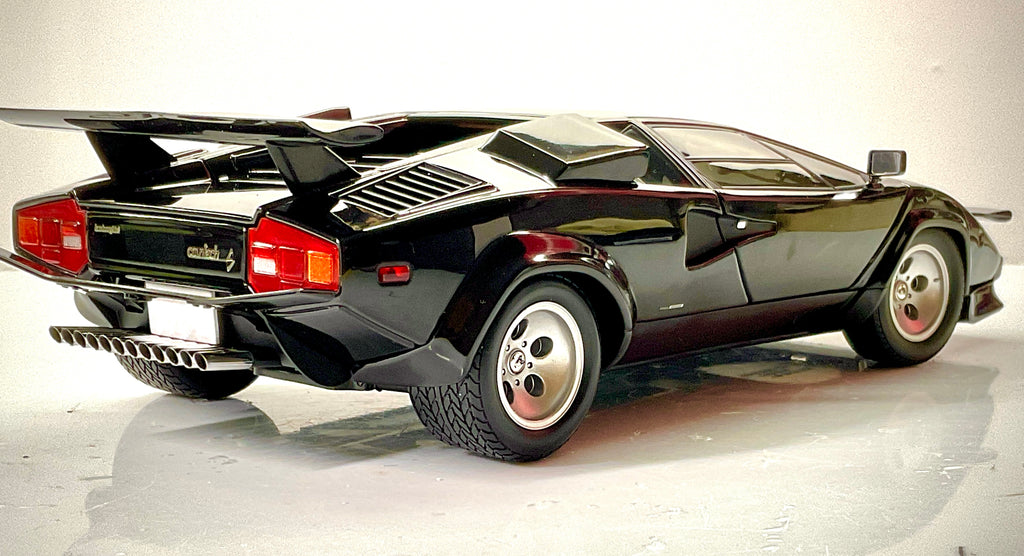 Kyosho 08320BKCR – Lamborghini Countach LP 400S – The Cannonball Run – Nera